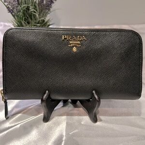 PRADA WALLET